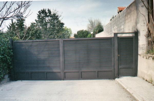 Trabajos de cerrajería realizados en Madrid - Cerrajería metálica, de